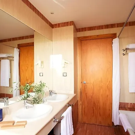 Bakour Costa Del Sol Hotel 4*
